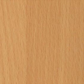 Primer plano de la textura de la veta de la madera clara en tonos tostados cálidos.