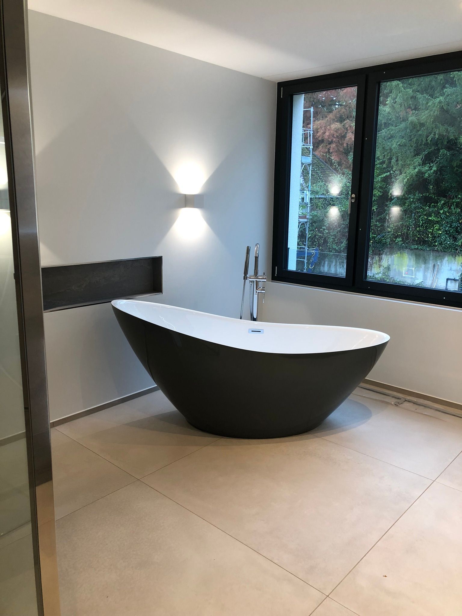 BADEZIMMER MALERARBEITEN