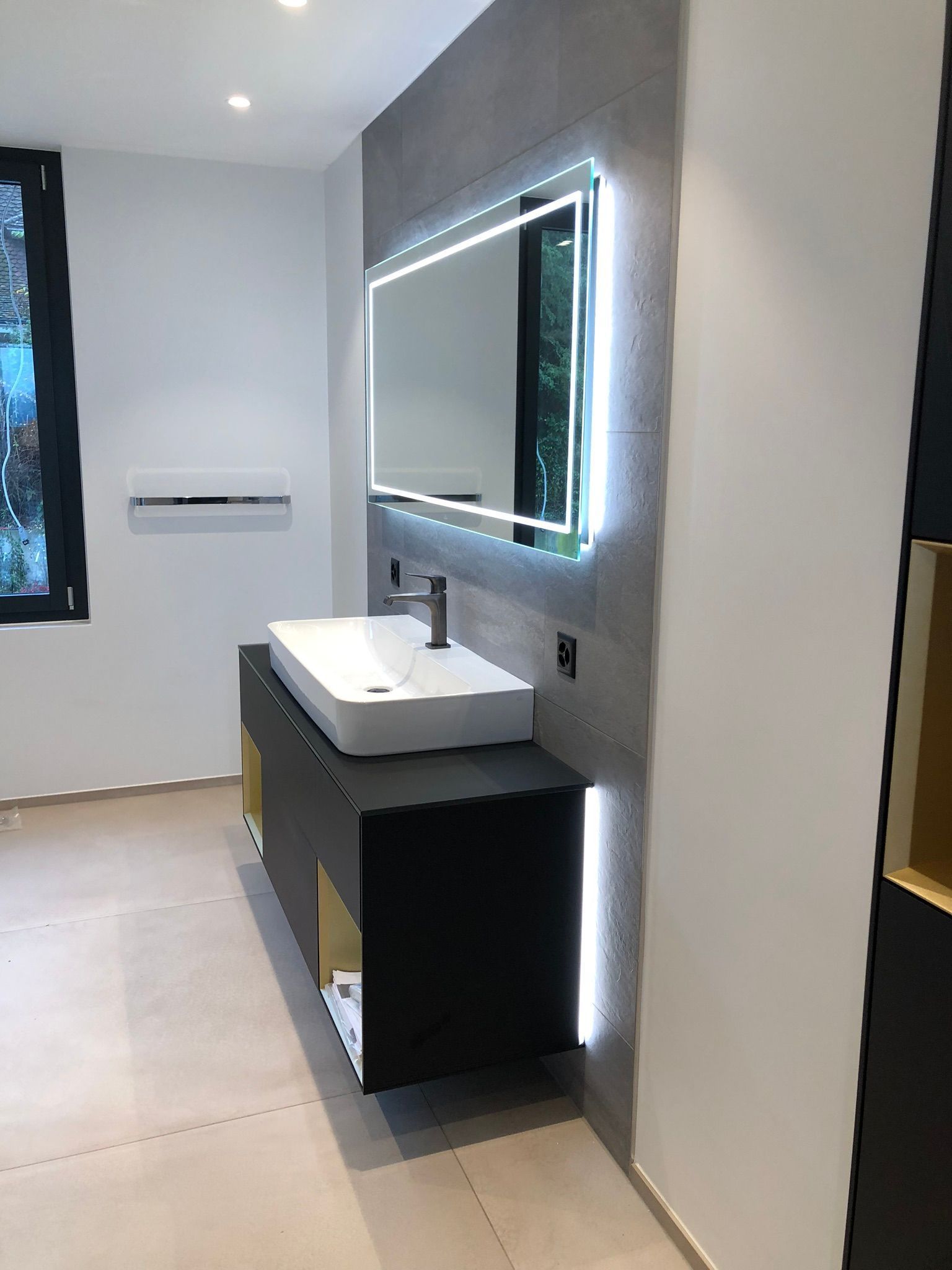 BADEZIMMER MALERARBEITEN