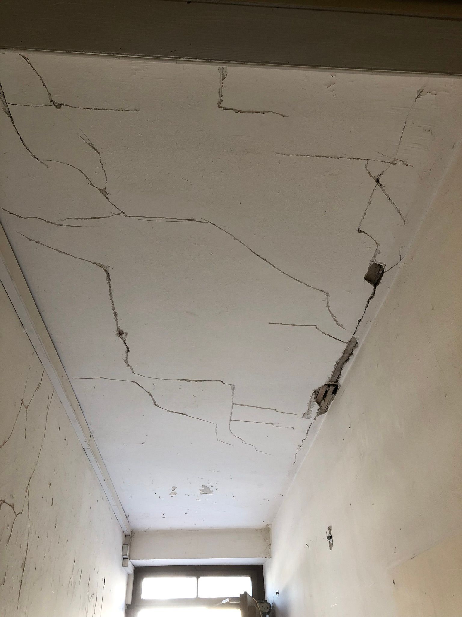 VORHER / NACHHER MALERARBEITEN