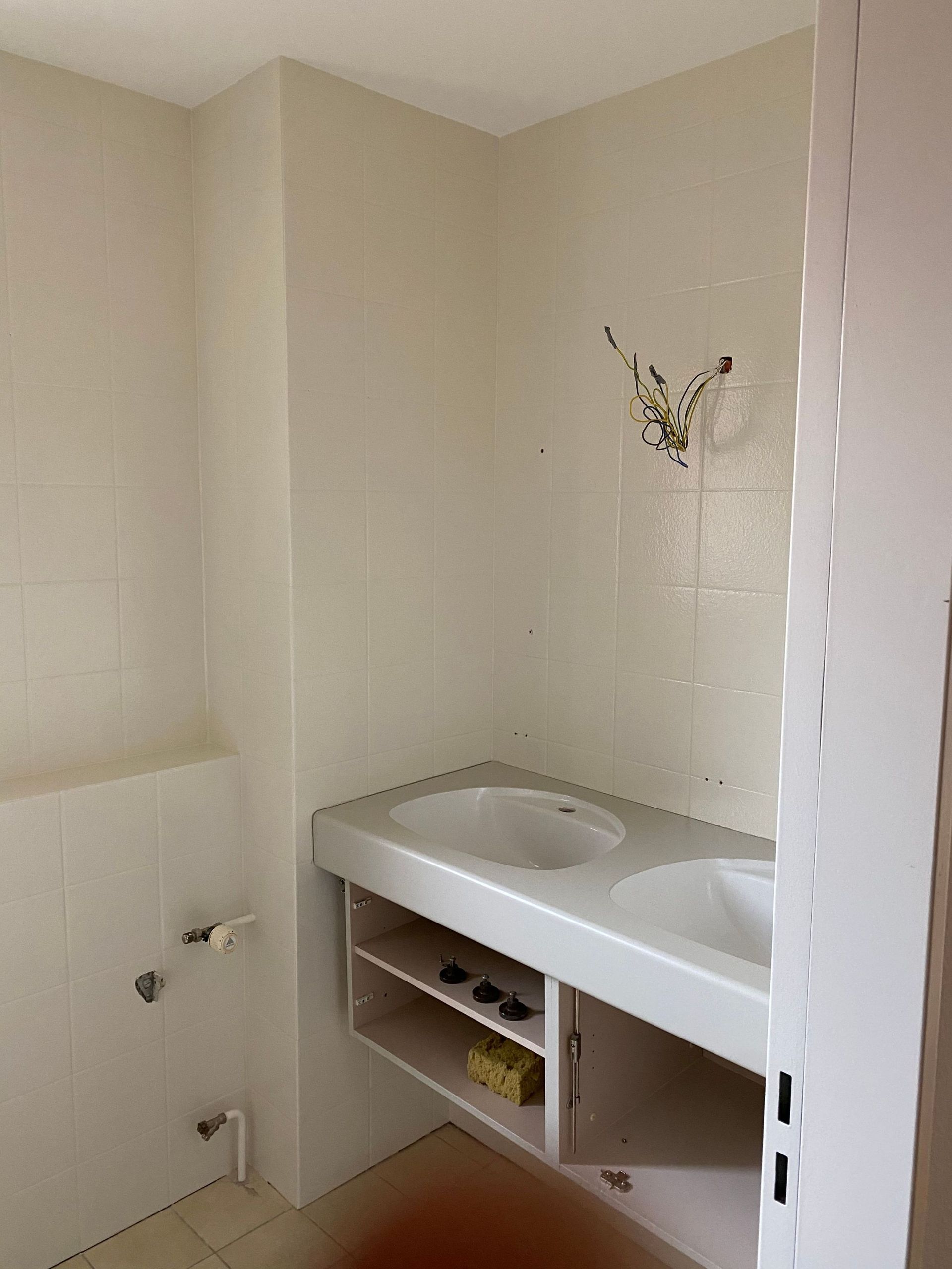 BADEZIMMER MALERARBEITEN