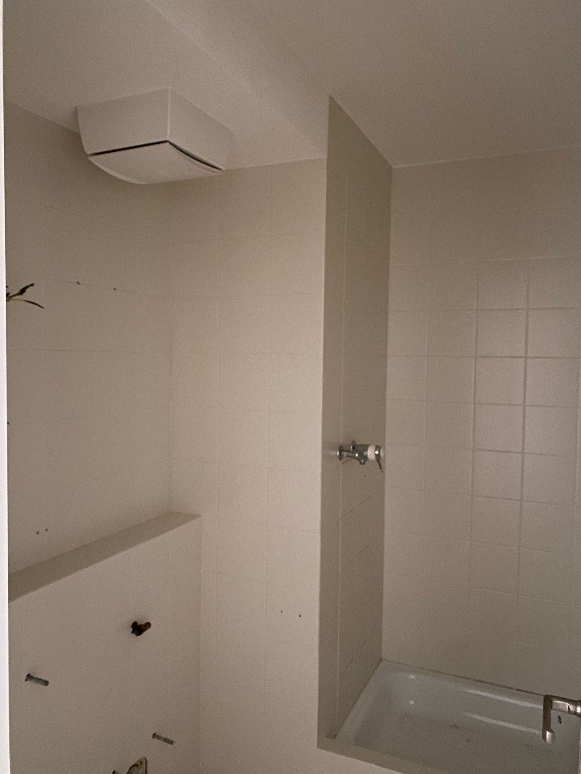 BADEZIMMER MALERARBEITEN