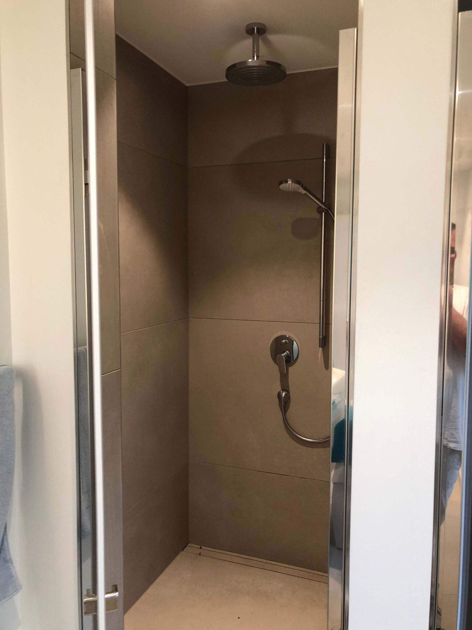 BADEZIMMER MALERARBEITEN