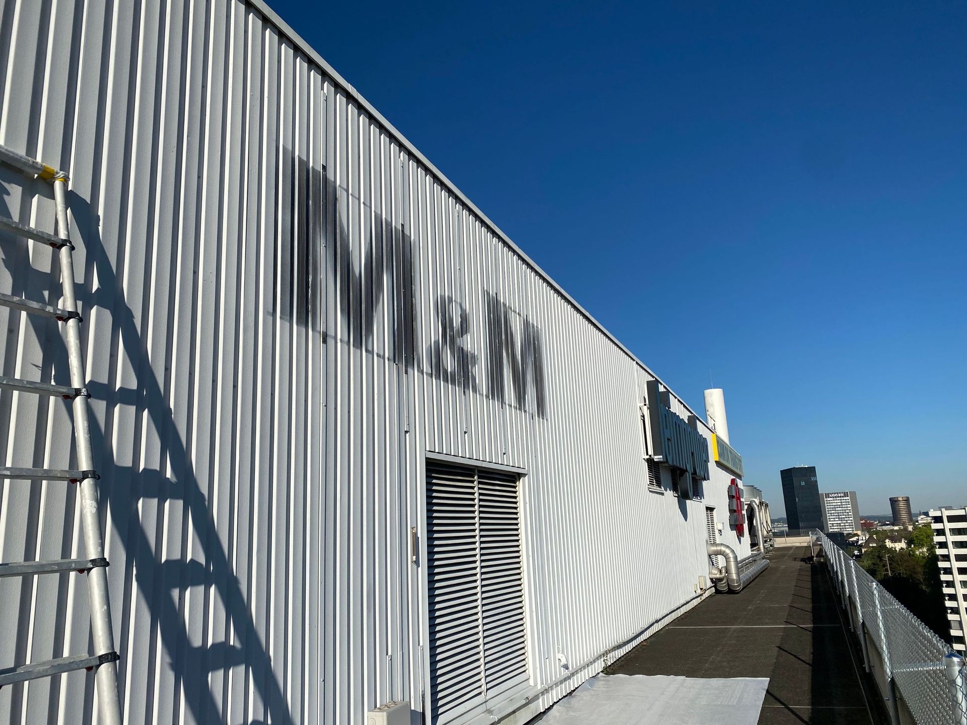 VORHER / NACHHER MALERARBEITEN