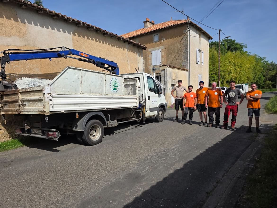 L'équipe d'Elag Ouest