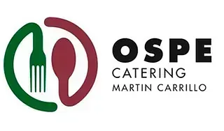 El logotipo de ospe catering martin carrillo muestra un tenedor y una cuchara en un círculo.
