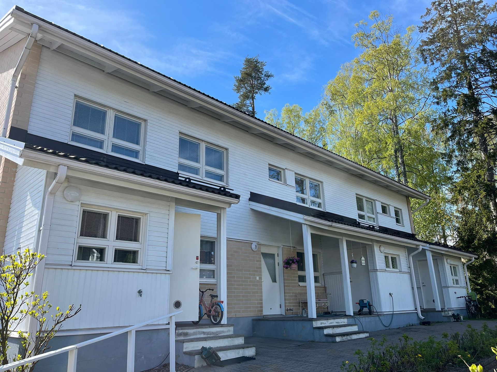 Taloyhtiön maalauss