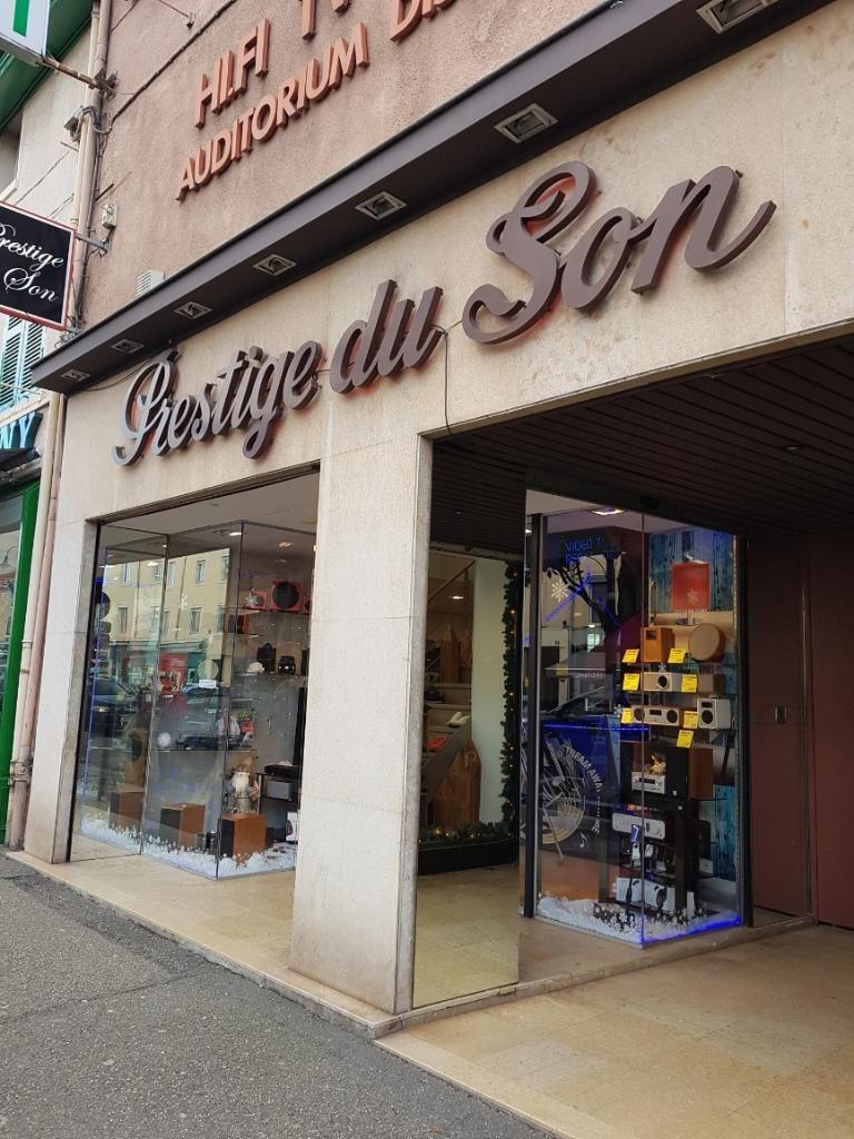 Devanture du magasin Prestige du Son