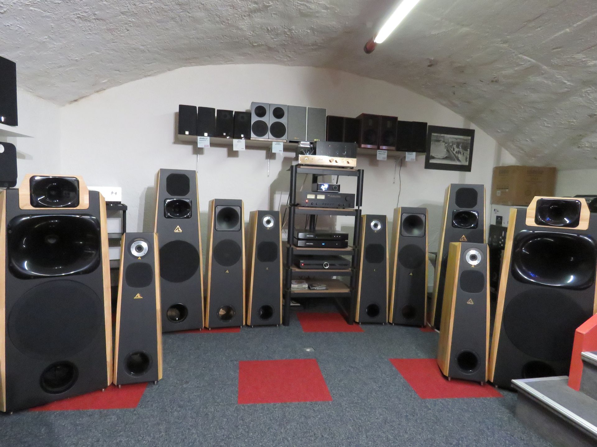 Rayon des enceintes à colonnes