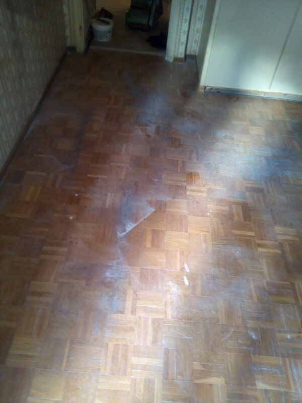 Τρίψιμο & Γυάλισμα ξύλινων Δαπέδων - Παρκετών