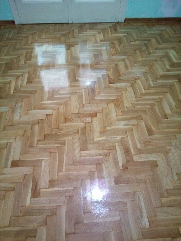 Τρίψιμο & Γυάλισμα ξύλινων Δαπέδων - Παρκετών