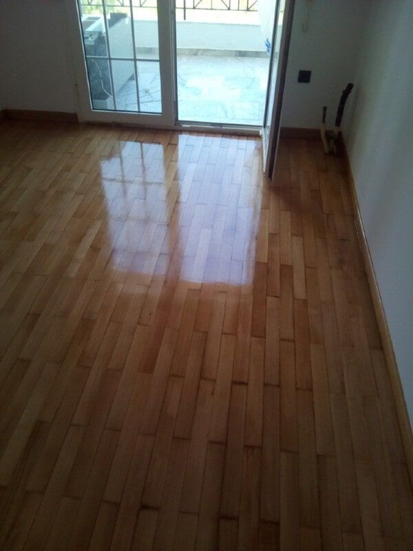 Τρίψιμο & Γυάλισμα ξύλινων Δαπέδων - Παρκετών