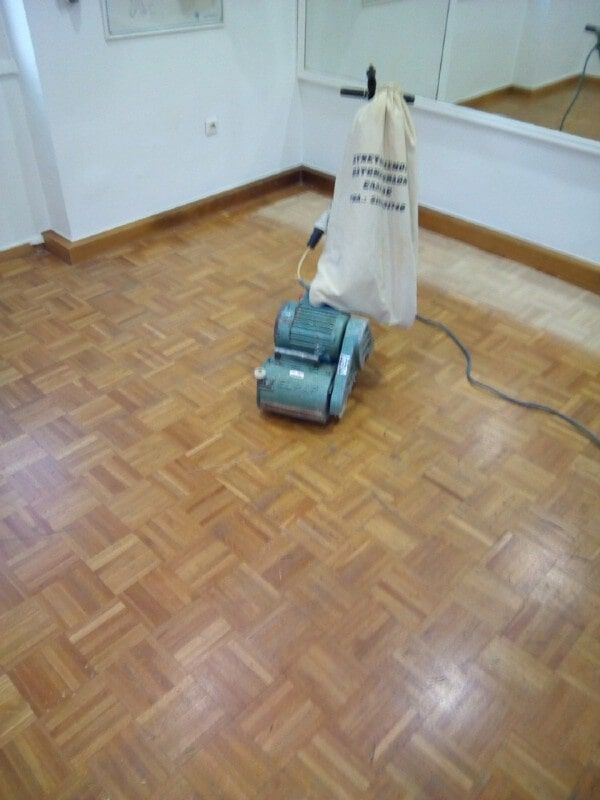 Τρίψιμο & Γυάλισμα ξύλινων Δαπέδων - Παρκετών