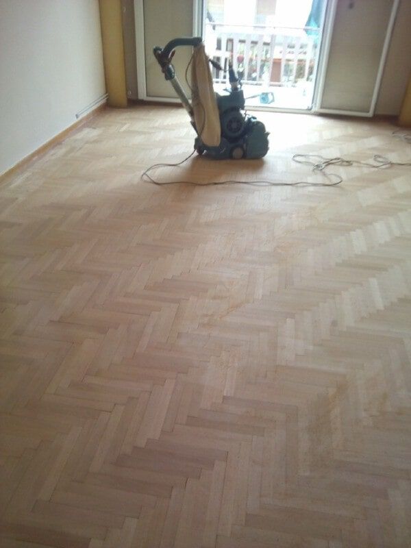 Τρίψιμο & Γυάλισμα ξύλινων Δαπέδων - Παρκετών