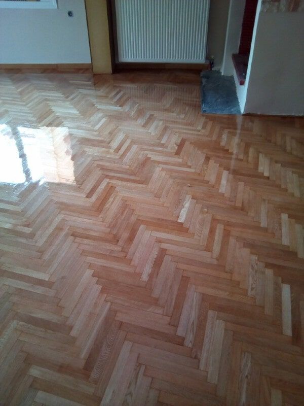 Τρίψιμο & Γυάλισμα ξύλινων Δαπέδων - Παρκετών