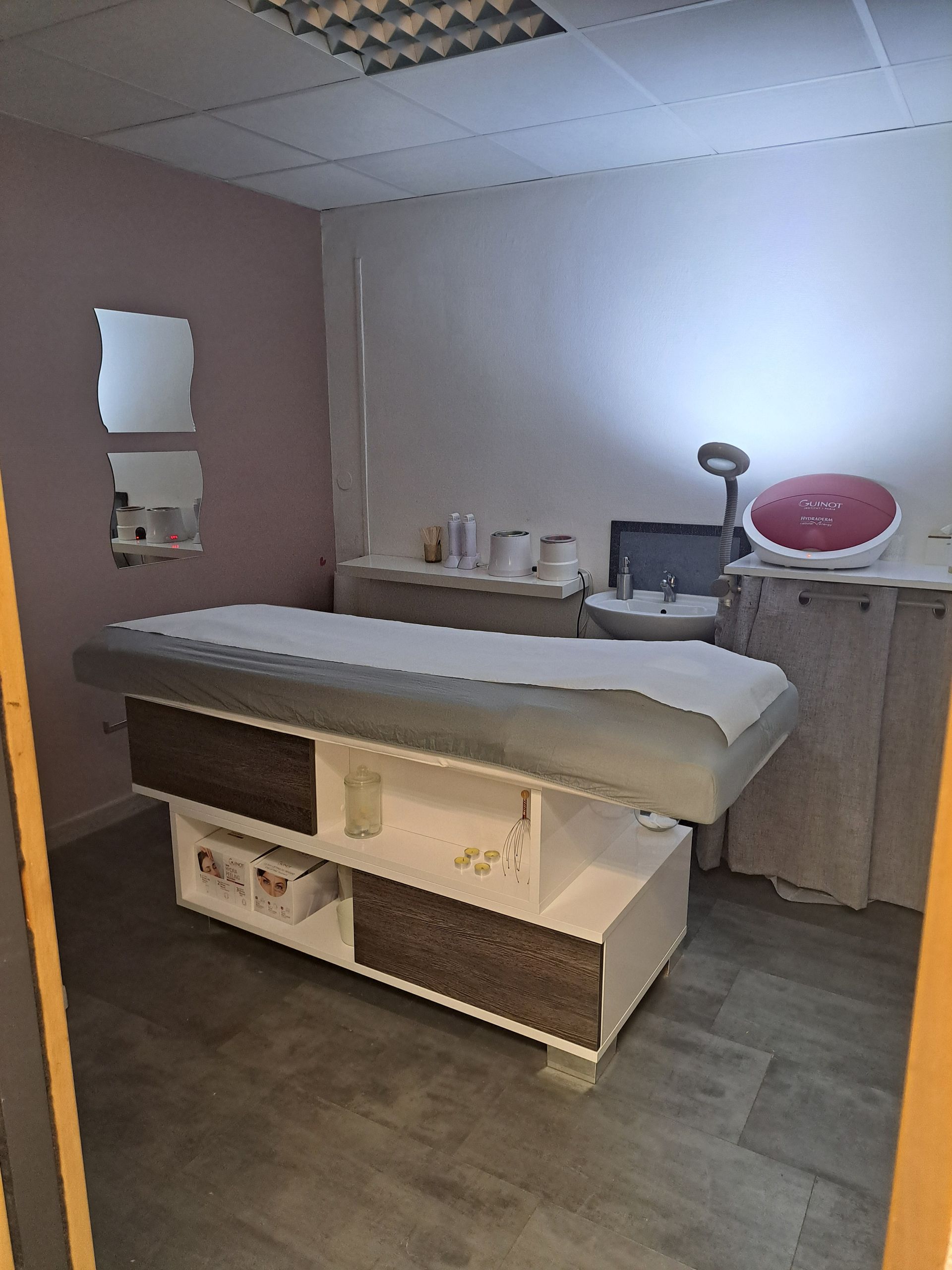 Salle de massage La Beauté d'Océane à Longwy - Institut de beauté