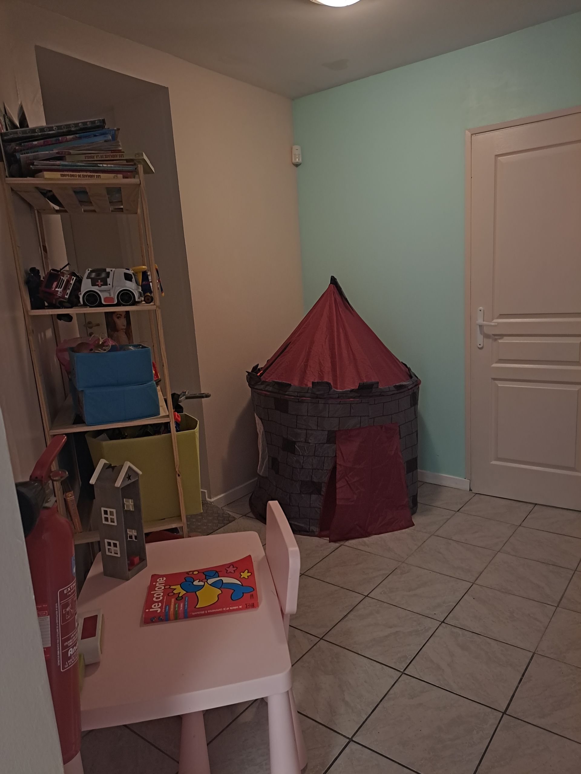 Salle d'attente La Beauté d'Océane à Longwy - Institut de beauté