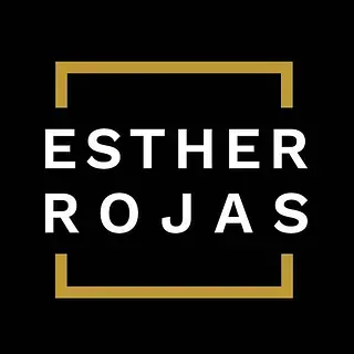 El logo de esther rojas esta sobre un fondo negro.