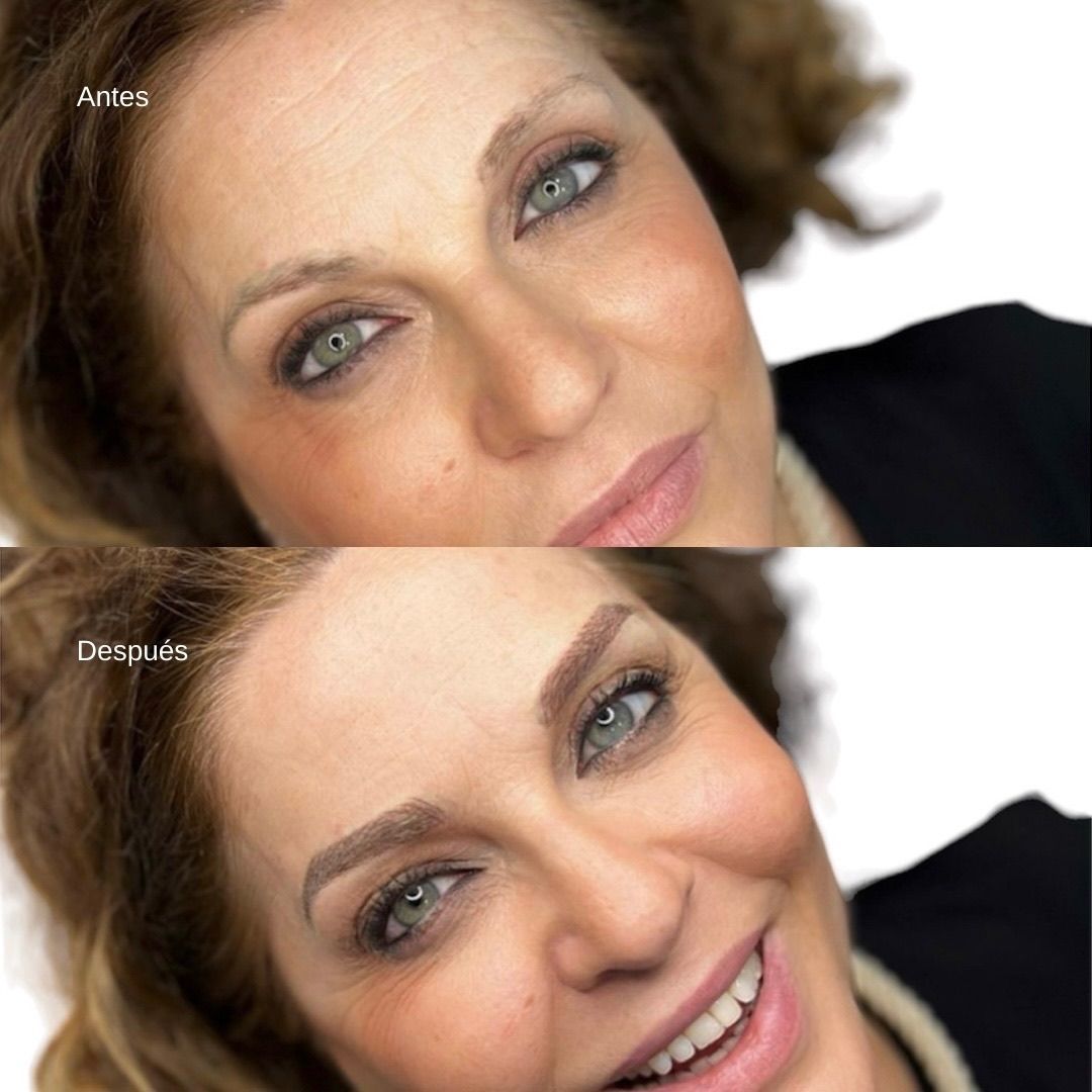 Fotografías de antes y después de cejas de mujer; antes dispersas, después rellenas y con forma, con expresión sonriente.