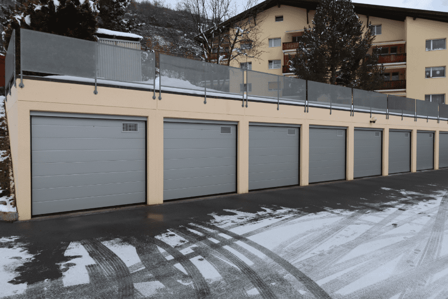 Bischoff Metall AG Garagentore