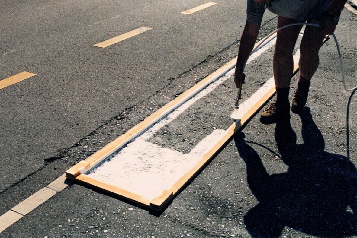 Strassensignierfarbe - Coverplast AG - Goldach