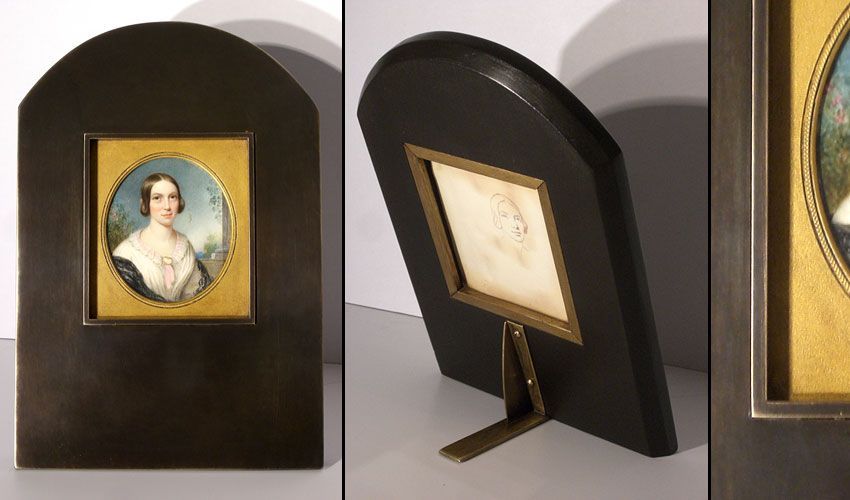 Un cadre en bois vu de face et de dos