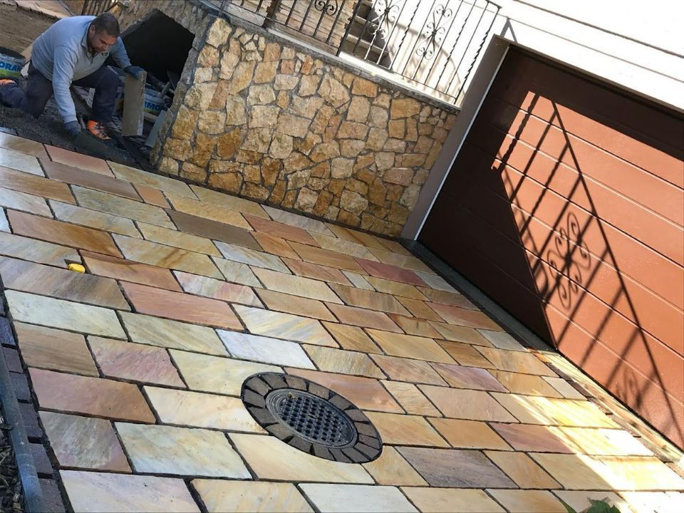 Weg, der von Naturstein & Garten Julio Do Paço Alves gepflastert wurde