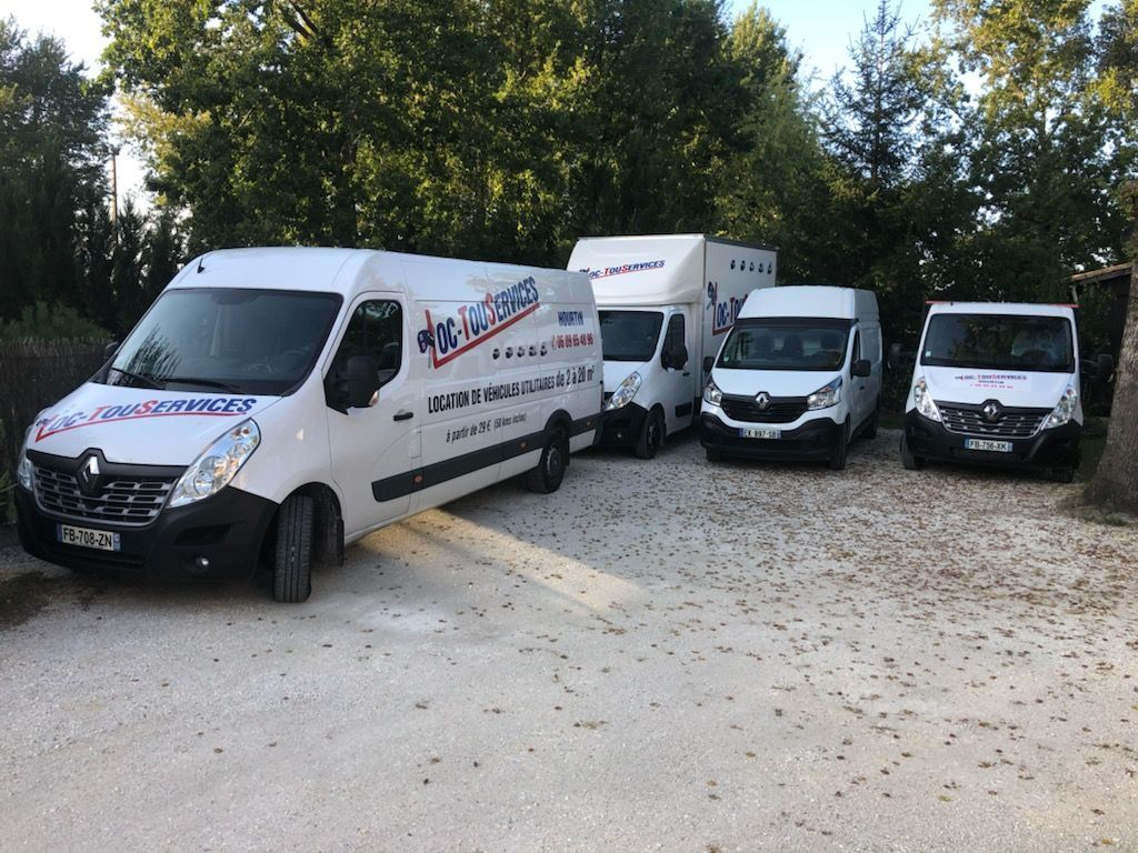 Série de camions blanc Loc-tous-services