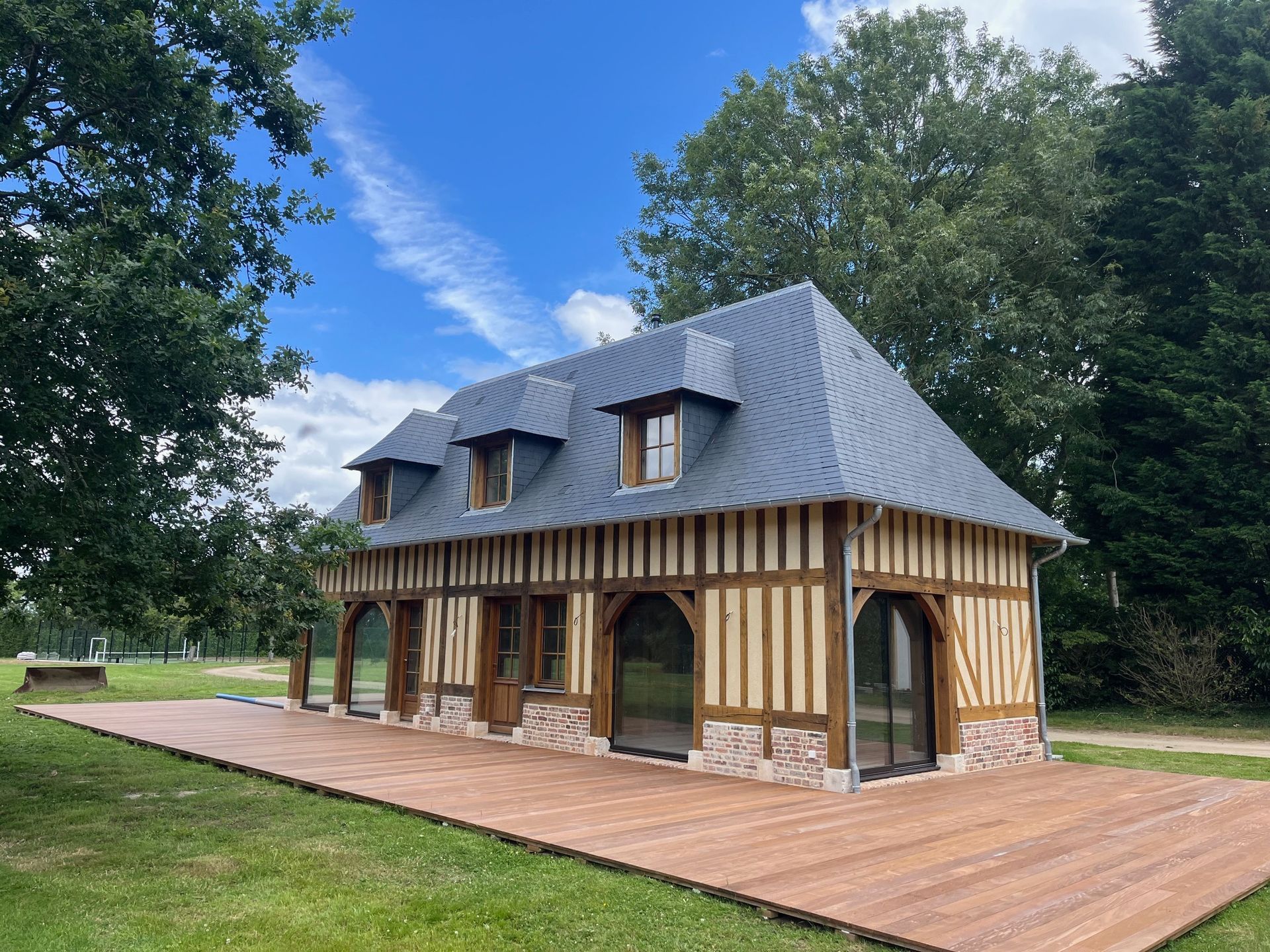 Couverture en ardoise entièrement rénovée