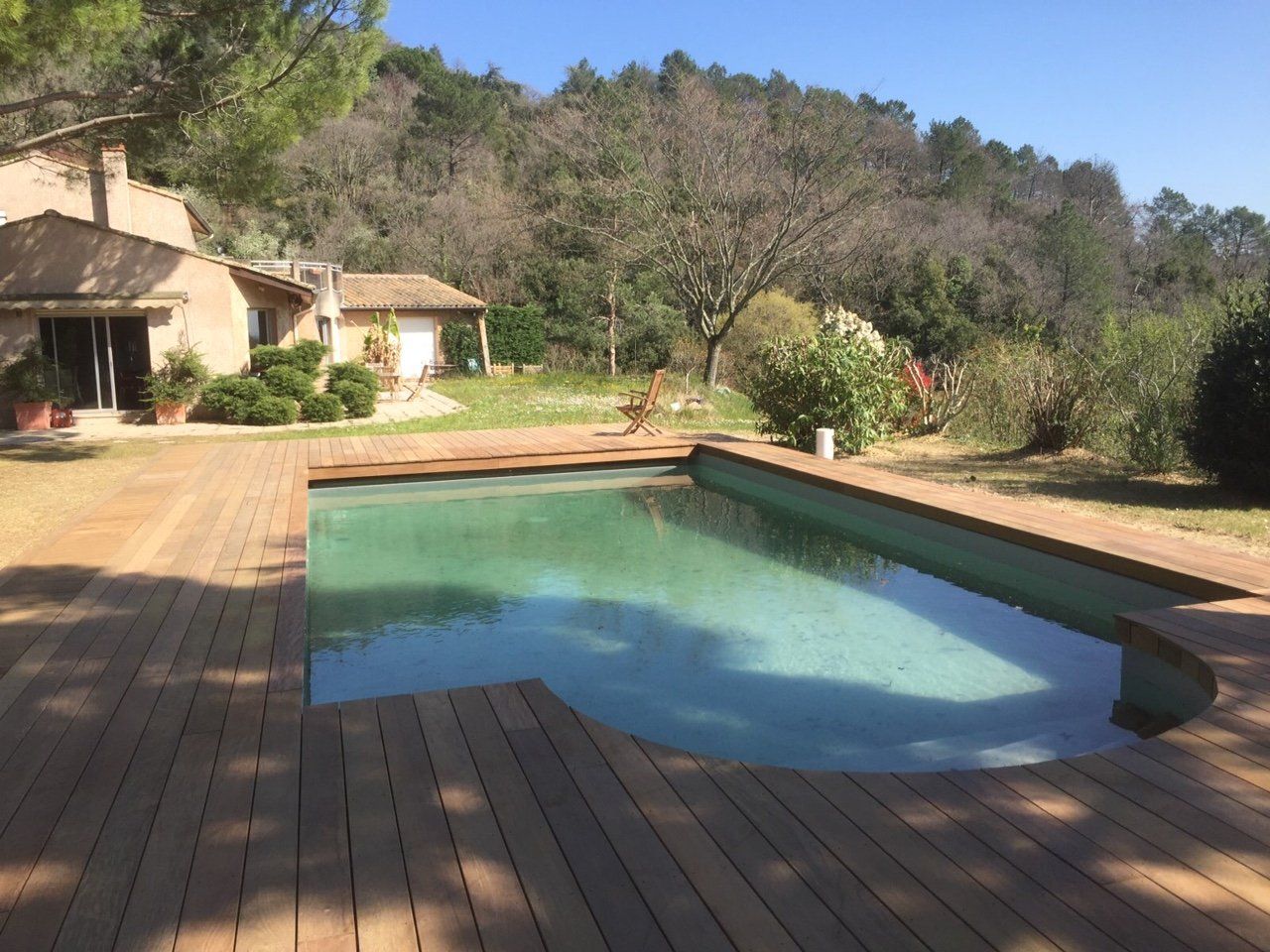 Terrasse tour de piscine