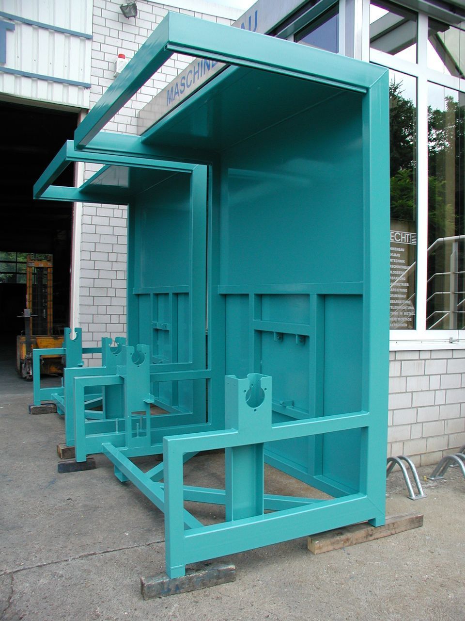 türkisfarbenes Blech