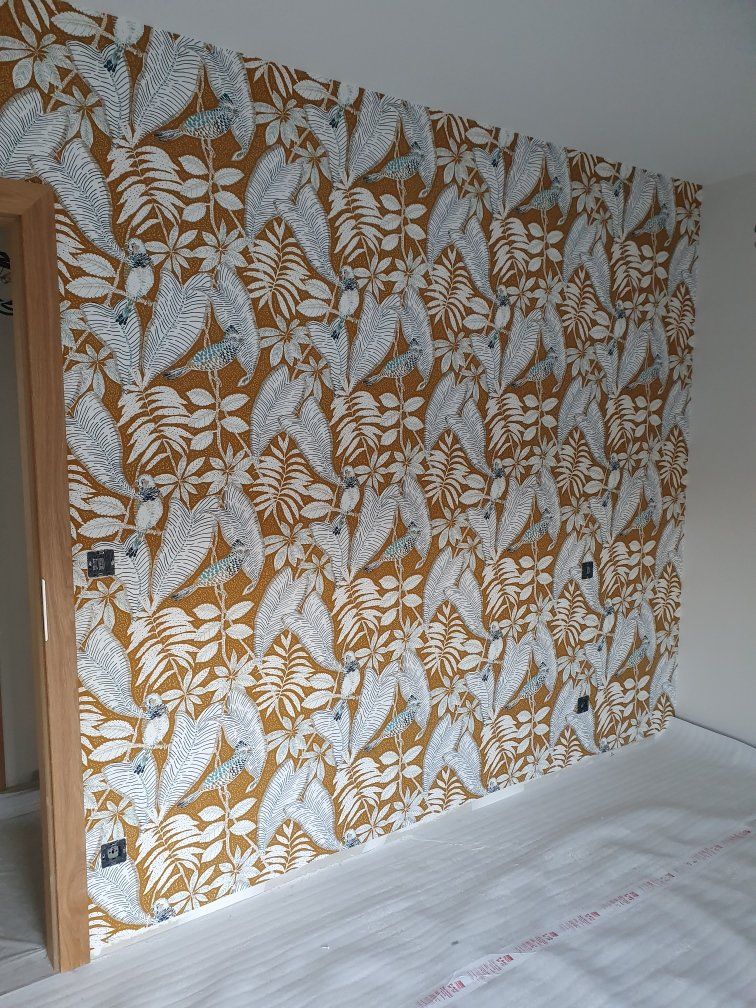 Papier peint motifs jaunes