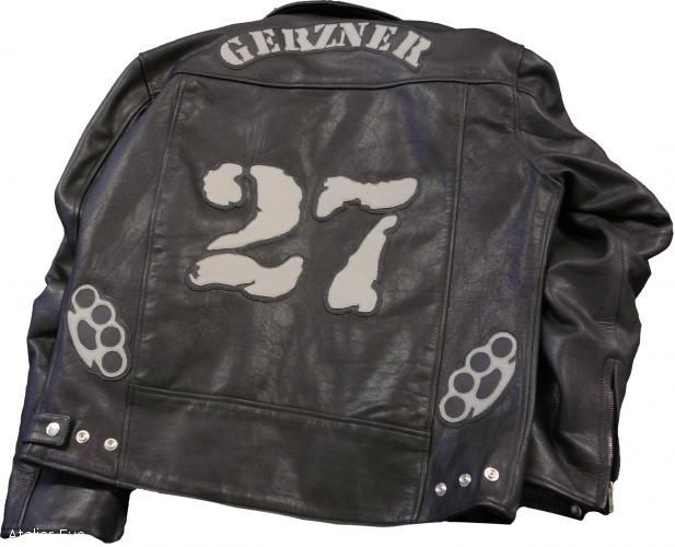 Patches auf Jacke angefertigt - Atelier Eve in Effretikon