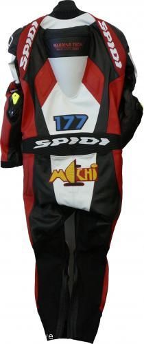 Zahlen und Schriftzug - Atelier Eve in Effretikon