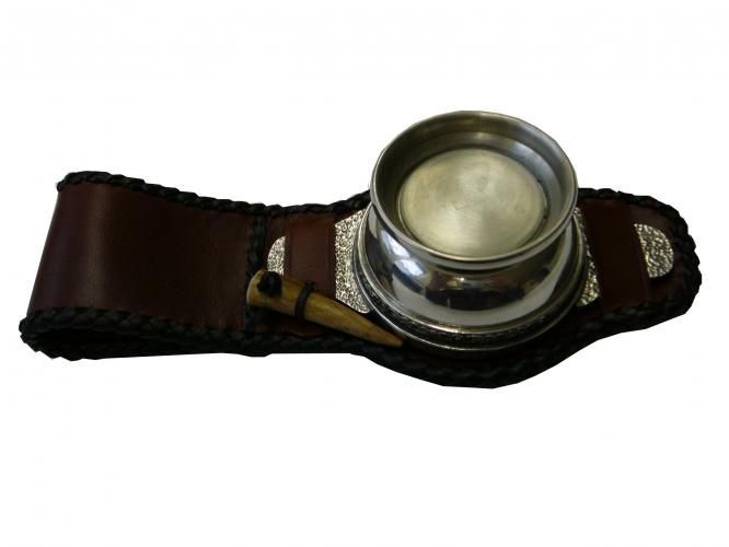 Quelchhalter mit Geweihverschluss - Atelier Eve in Effretikon