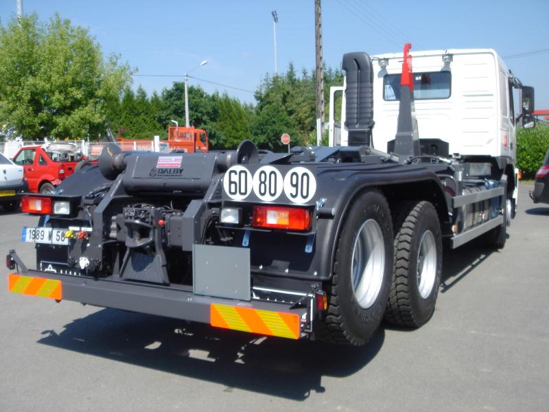 4 Bras Hydraulique DALBY sur PL - 2009 03 01-VOLVO - CECAB 006.jpg