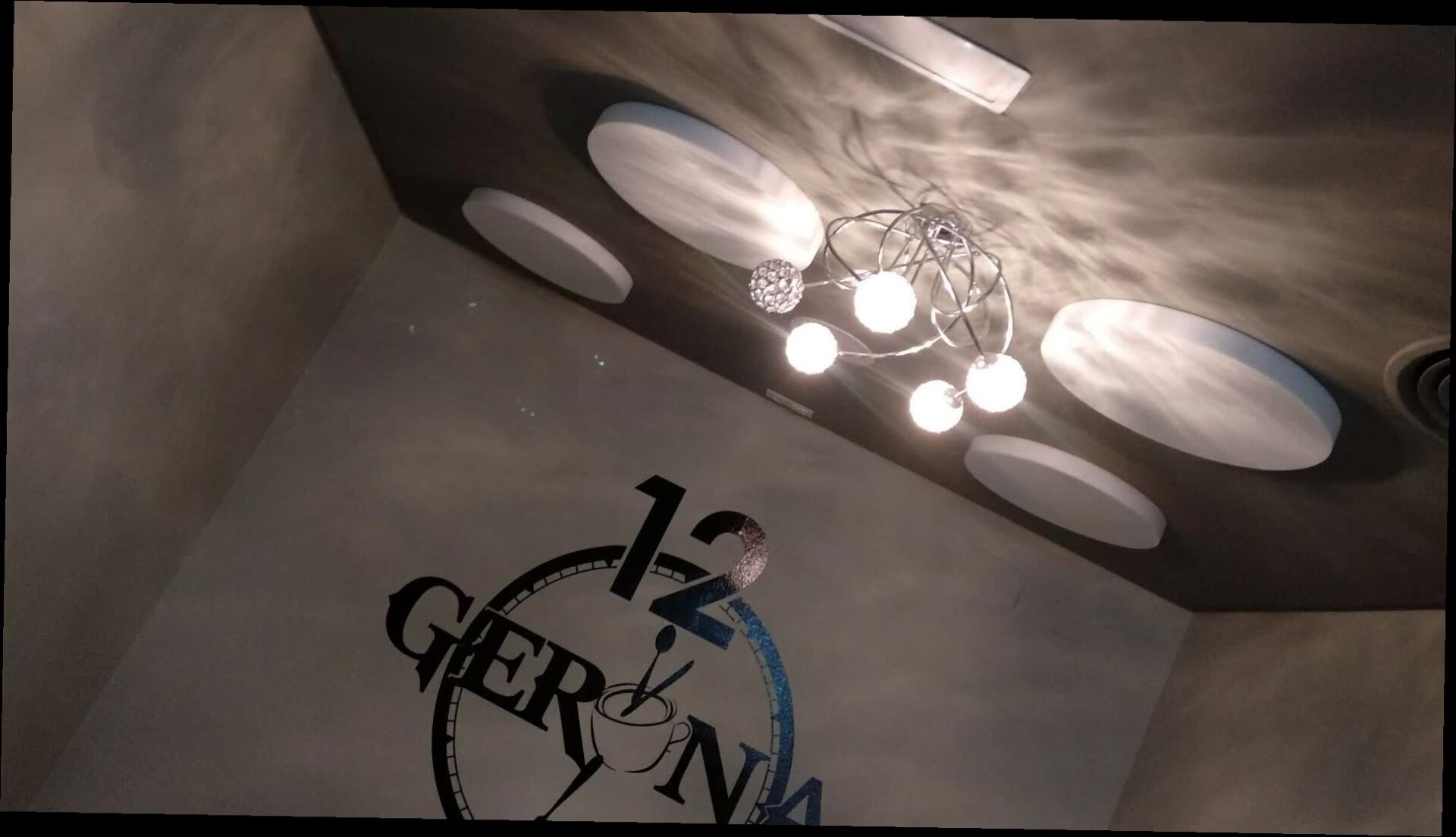 ACONDICIONAMIENTO ACÚSTICO CAFETERÍA - TIEMPO DE REVERBERACIÓN - BASOTECT