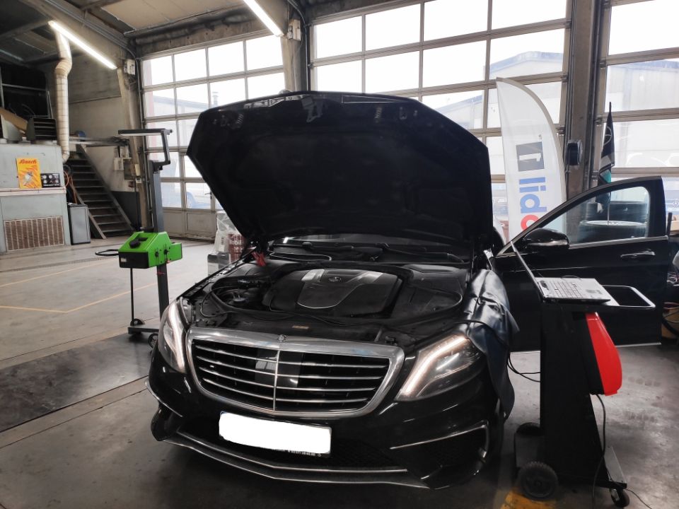 Professional in autoservice