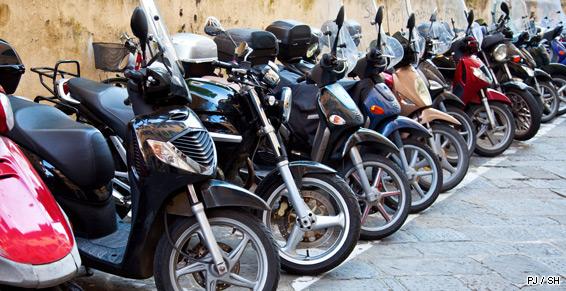 Motos, scooters  chez Contact Motos à Saint-Clair-de-Halouze dans l'Orne (61)