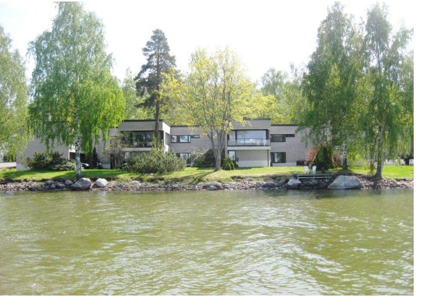 Seaside one bedroom apartment