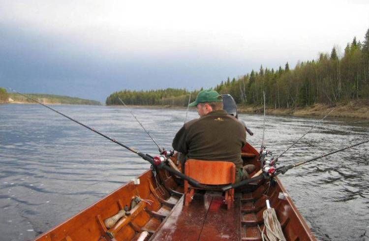 Kalastusta Muonionjoella