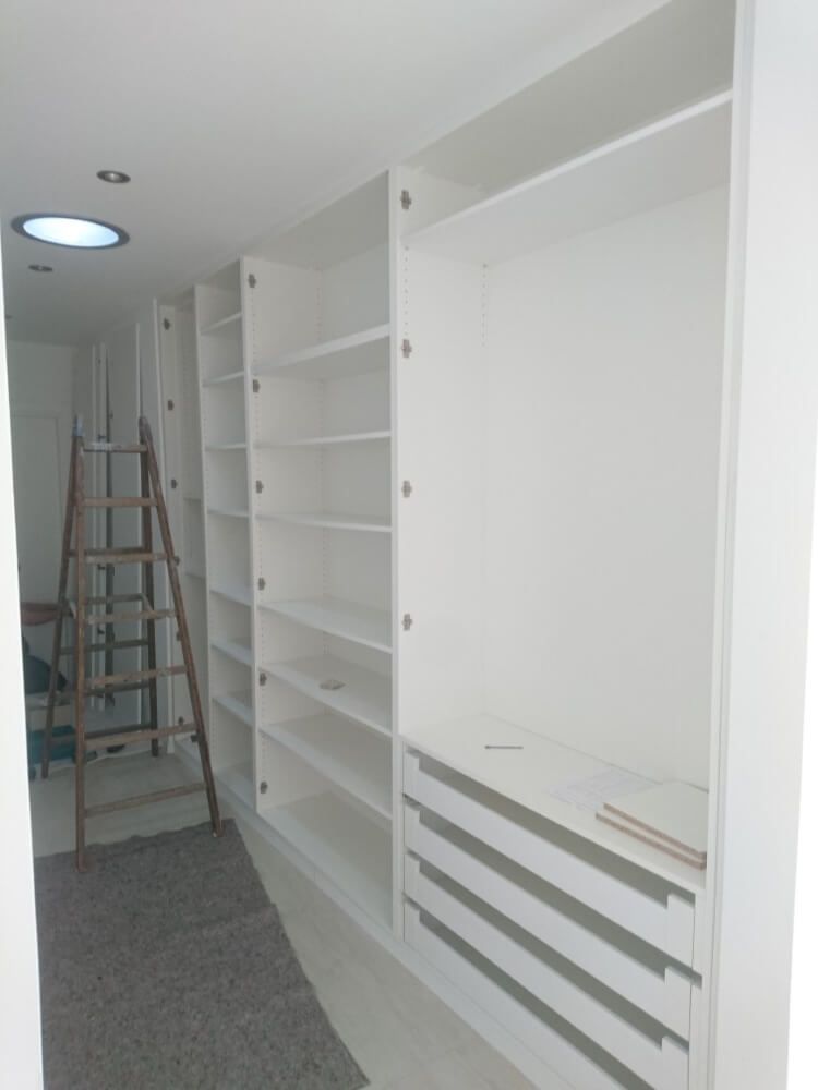 arredi in legno per zona notte