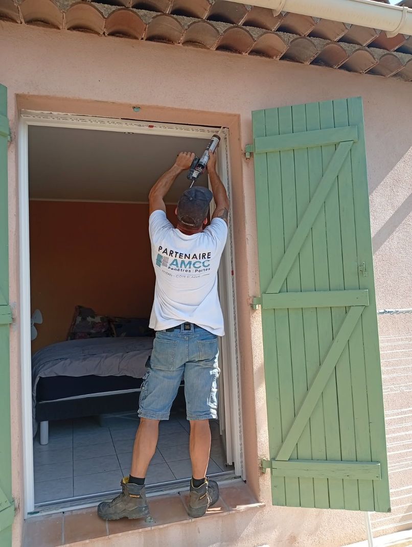 Portail en PVC