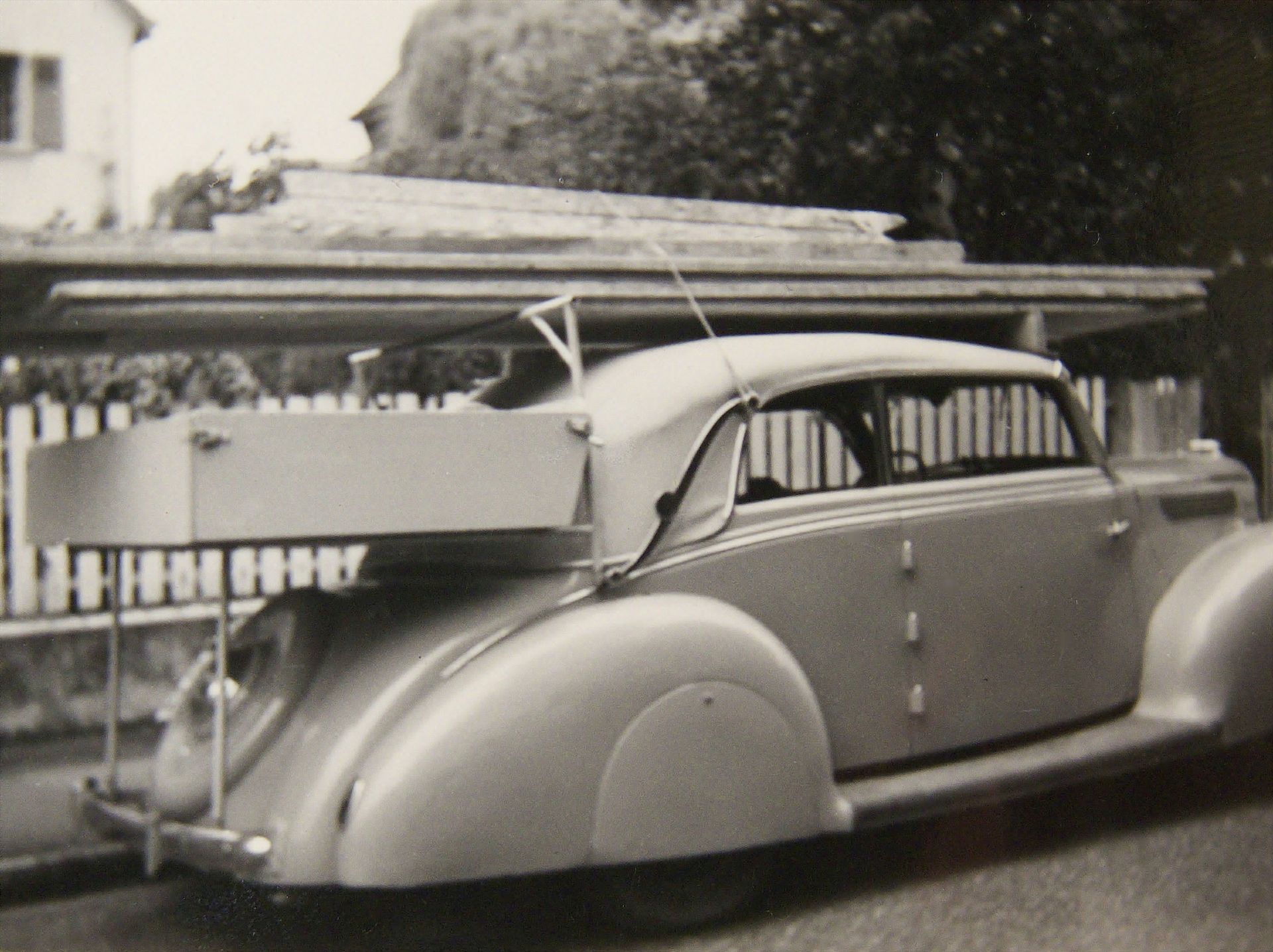 Das erste Geschäftsauto