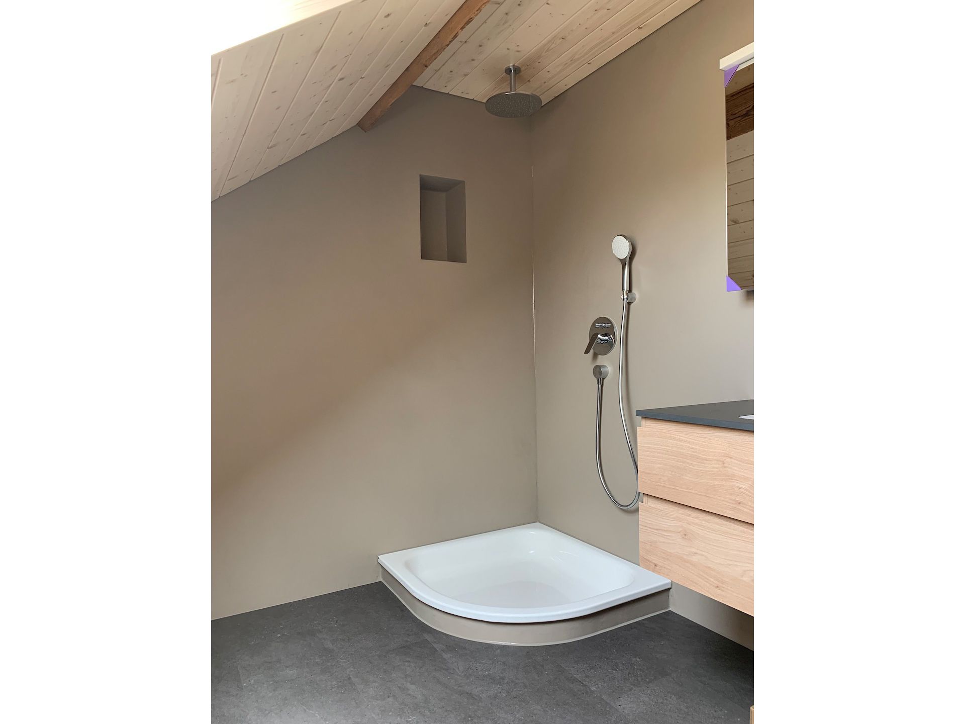 Badezimmer - Floordesign Wandbeschichtung