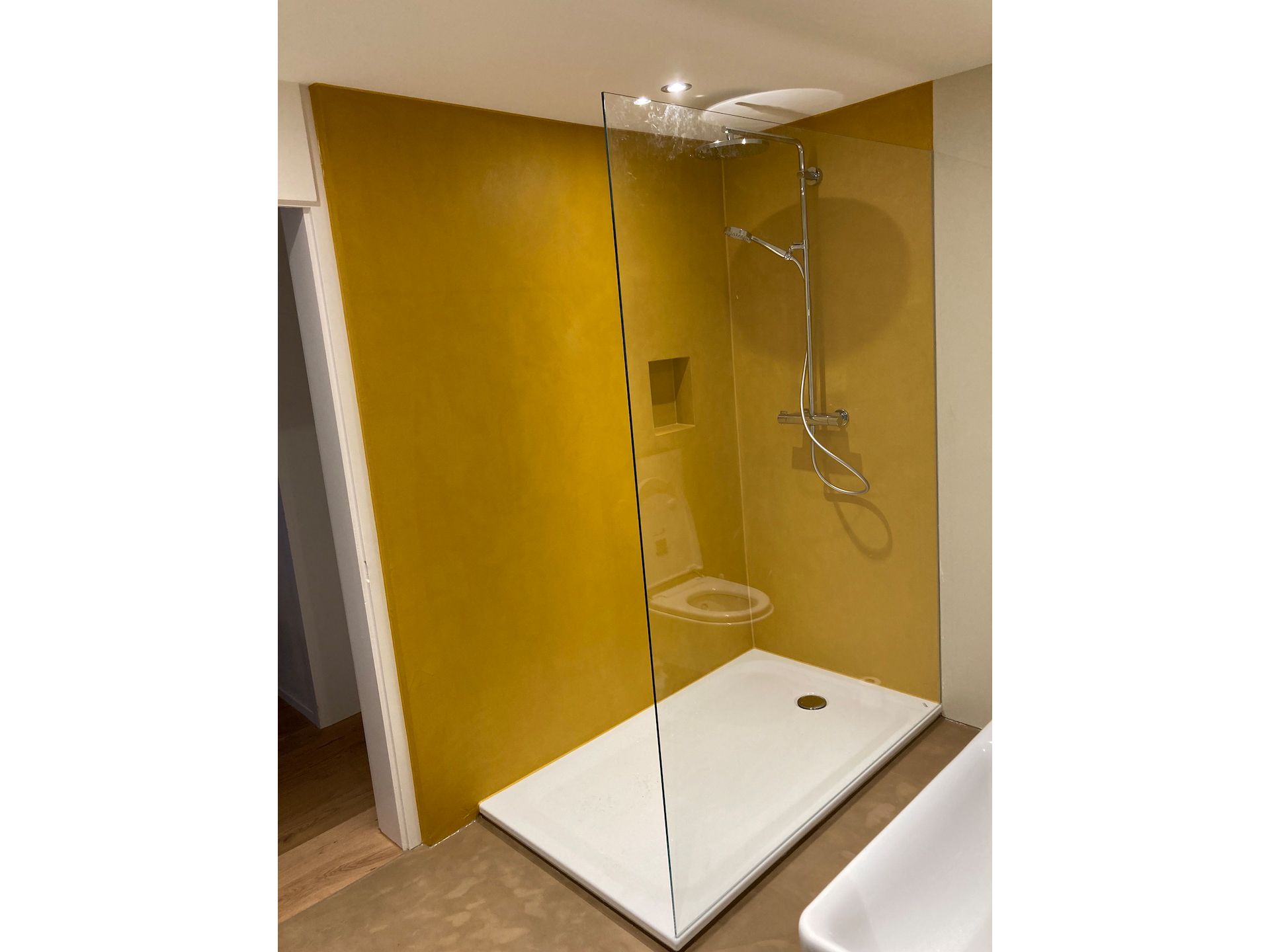 Naturofloor Boden- und Wandbeschichtung