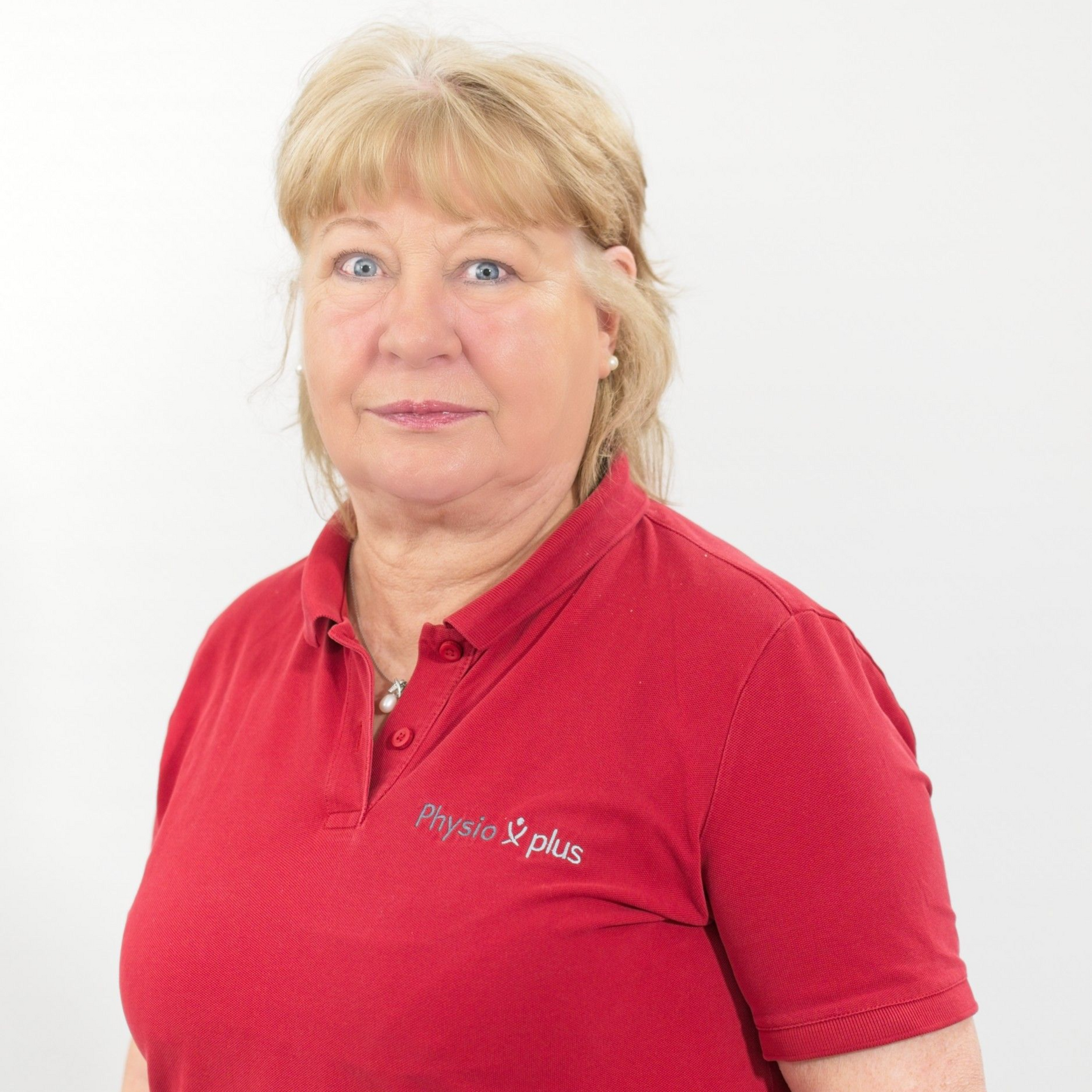 Eine Silhouette des Kopfes und Halses einer Frau auf einem weißen Hintergrund.