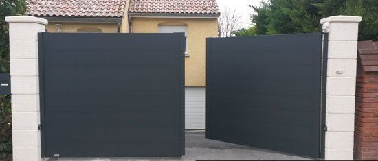 Portail aluminium électrique