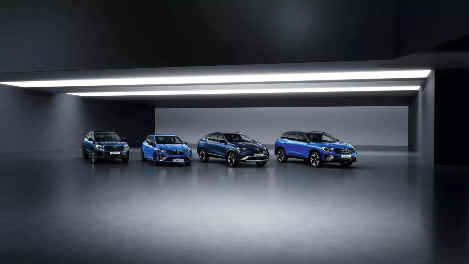 4 véhicules Renault en exposition