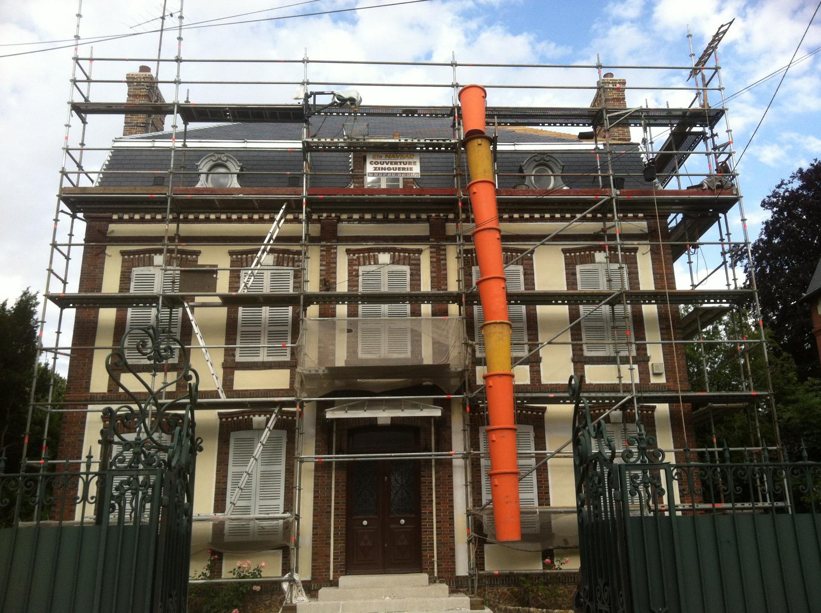 Échafaudage pour façade et toiture